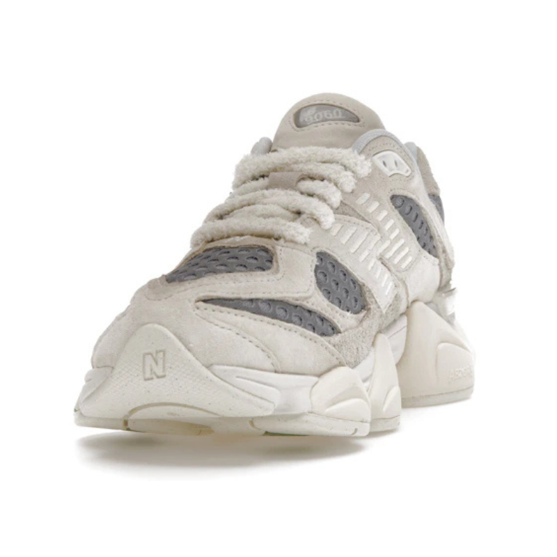 New Balance 9060 – Bricks & Wood